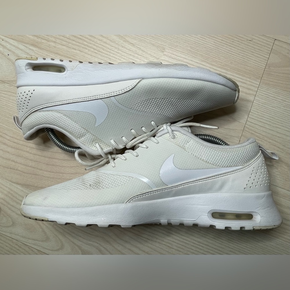 🏃‍♀️Nike Air Max Thea Light Bone Sail-White Womens size 10